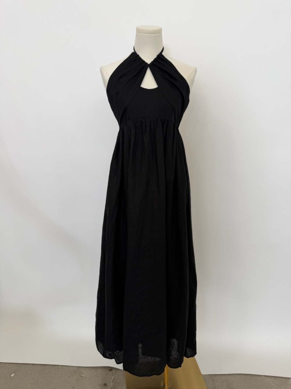 DISSH Black Halter Maxi Dress with Keyhole Detail